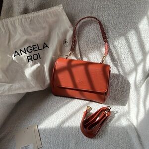Angela Roi Eloise soft satchel signet -orange